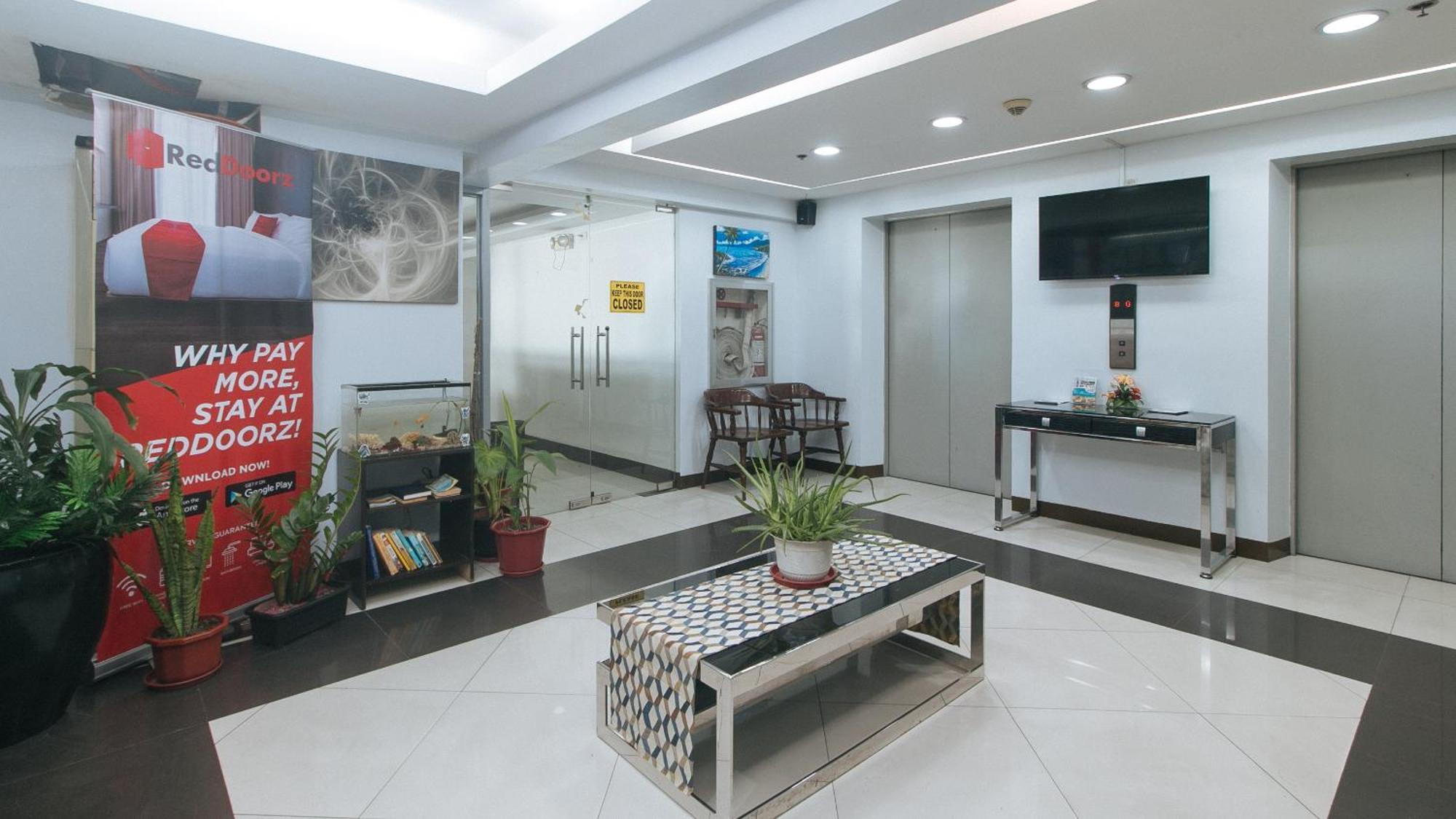 Reddoorz At Bp International Powerhouse Inc Near Sm Manila Hotell Exteriör bild