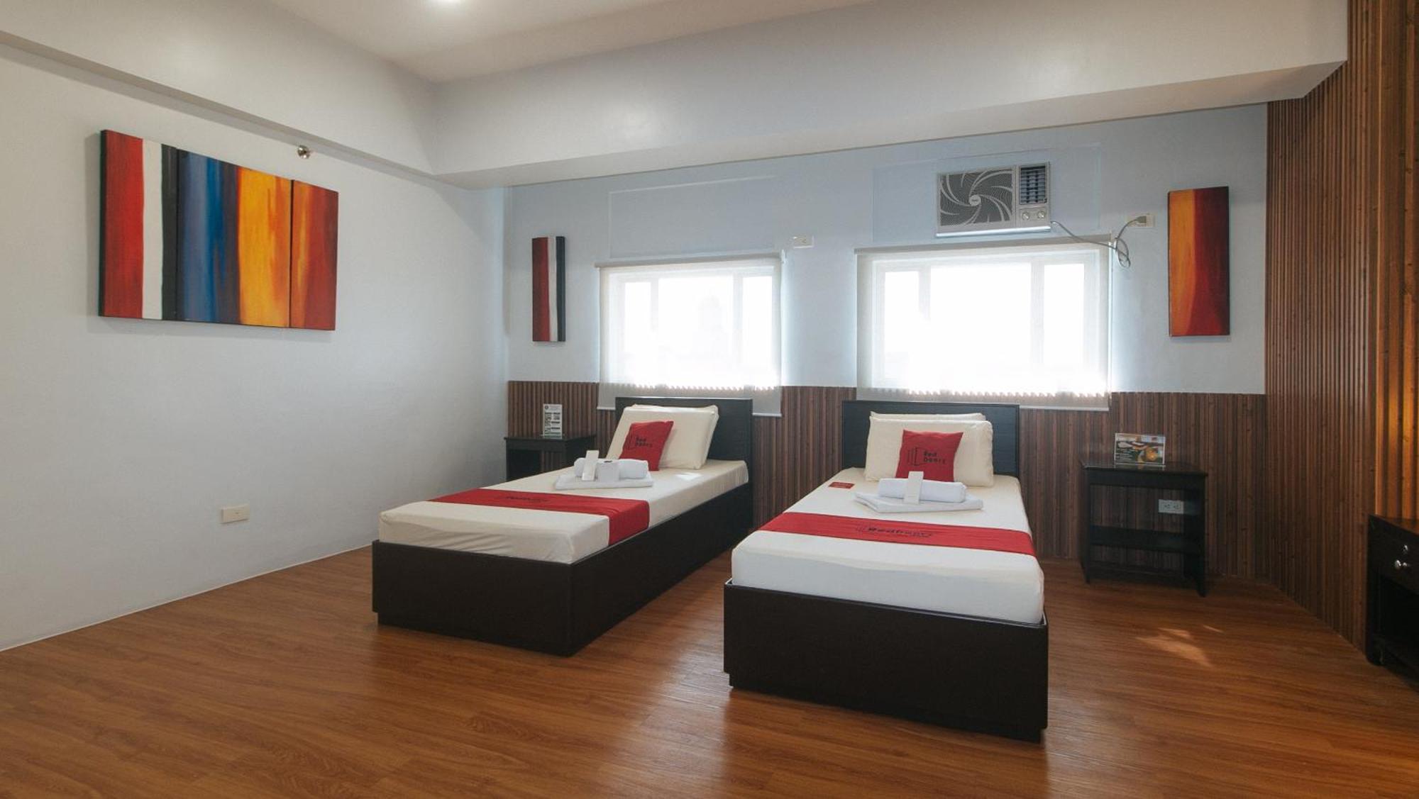 Reddoorz At Bp International Powerhouse Inc Near Sm Manila Hotell Exteriör bild